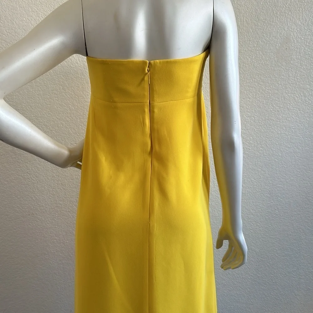 Stunning Tory Burch 